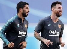 Messi ăn tối với Suarez sau ồn ào đòi ra đi