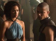 Nhan sắc nữ hầu của Mẹ Rồng trong 'Game of Thrones'