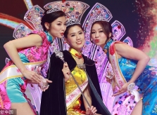 Sinh viên 20 tuổi đăng quang Miss Asia 2021