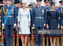 Mũ hoàng gia của Công nương Kate và Meghan khác nhau thế nào?