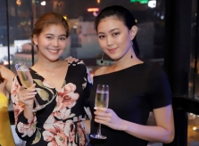 Á hậu Thế giới 2016 và dàn người đẹp hoa hậu tới Đà Nẵng