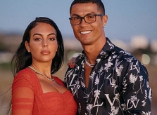 Nghi vấn C. Ronaldo và bạn gái đính hôn