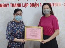 Ngọc Thúy ủng hộ Quỹ vaccine 100 triệu đồng