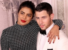 Priyanka Chopra và Nick Jonas về Ấn Độ trước ngày cưới