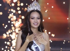 Nguyễn Thị Ngọc Châu đăng quang Hoa hậu Hoàn vũ Việt Nam 2022