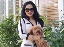 Người mẹ tuổi 56 của Phan Như Thảo