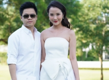 Thiếu gia Phan Thành sánh đôi bên bạn gái mới xem show Đỗ Mạnh Cường