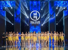 Thí sinh Miss World Việt Nam 2019 khoe dáng bốc lửa với phần thi áo tắm