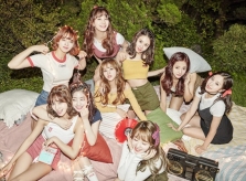 Ra mắt 3 năm, Twice đã phá kỷ lục mà SNSD mất 10 năm mới đạt được