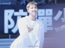 RM - từ chàng rapper thô kệch đến thủ lĩnh 'siêu sao Kpop' BTS