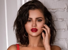 Selena Gomez lộ ảnh đổi kiểu tóc mới, fan liên tục khen xinh