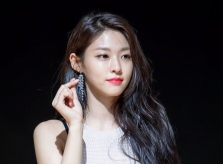 Seolhyun bị chỉ trích vì đứng nhìn Jimin bắt nạt Mina