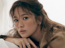 Song Hye Kyo ma mị trong ảnh mới