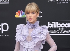 Taylor Swift trắng tay ở Billboard Music Awards