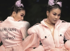 Thanh Hằng mặc 'áo độc' trên sàn diễn