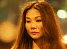 Thanh Hằng trầy trụa vì cảnh cháy nổ