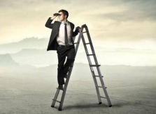 Tiên đoán tương lai, không sai phát nào