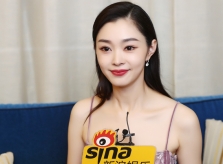 Nữ diễn viên Trung Quốc 'ngốn' 15 lọ kem chống nắng mỗi tháng