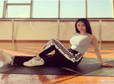 Sao nữ Trung Quốc gặp rắc rối vì bị nhầm là Từ Hiểu Đông