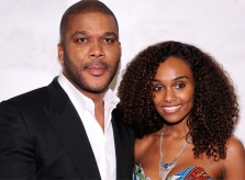 Tyler Perry chia tay bạn gái 13 năm