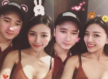 Vẻ gợi cảm của hot girl vừa được Phan Mạnh Quỳnh cầu hôn
