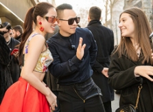 Vũ Khắc Tiệp mặc quần mở khóa dự Milan Fashion Week