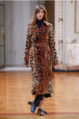 Bộ sưu tập cuối của Victoria Beckham tại tuần lễ thời trang New York